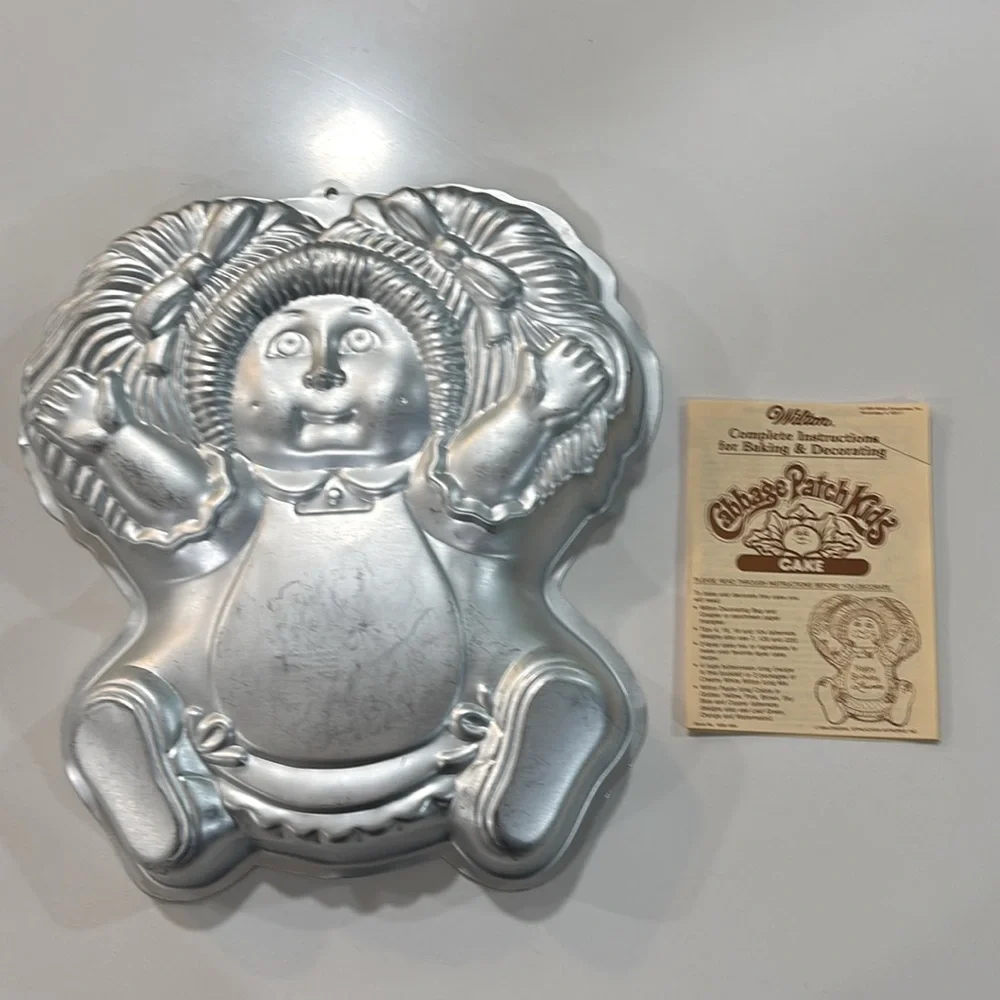 Vintage 1984‎ Wilton Cabbage Patch Kids Cake Pan 2105-1984
